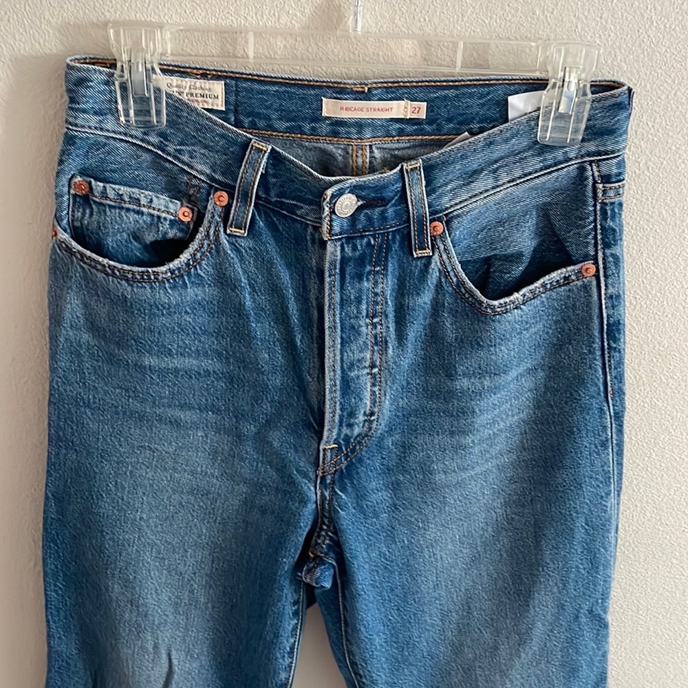 Levi’s Ribcage straight jeans